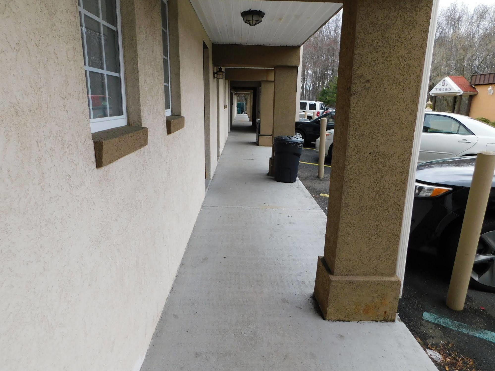 Hotel Vicenza Monmouth Junction Exterior foto